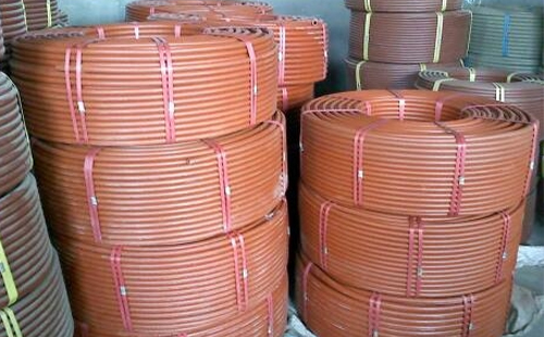 提升工程安全：聚乙烯(RPE)阻燃尼玛穿线管在现代建筑中的应用