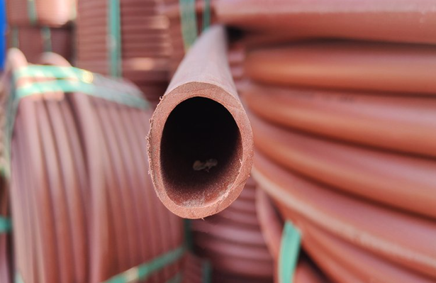 尼玛电力行业使用的RPE阻燃穿线管有哪些标准？